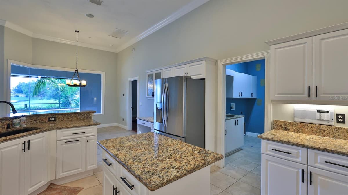 6070 SABAL CREEK BOULEVARD — photo 12 of 57