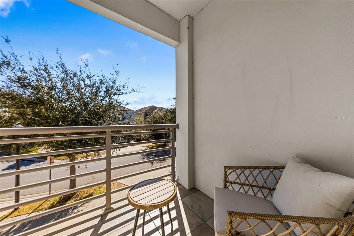 451 LASSO DRIVE — photo 32 of 48