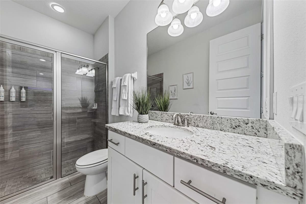 451 LASSO DRIVE — photo 35 of 48