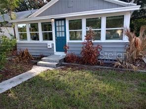 301 MYSTIC LAKE DRIVE — photo 2 of 29