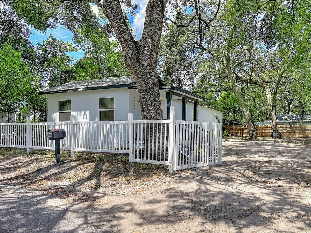 10009 FLORENCE AVENUE — photo 43 of 46