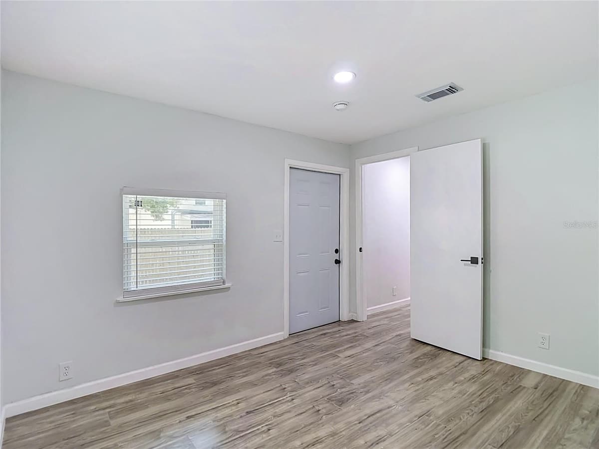 10009 FLORENCE AVENUE — photo 30 of 46