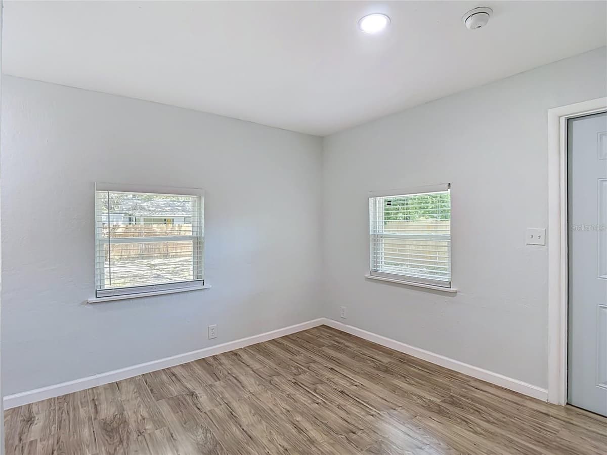 10009 FLORENCE AVENUE — photo 29 of 46