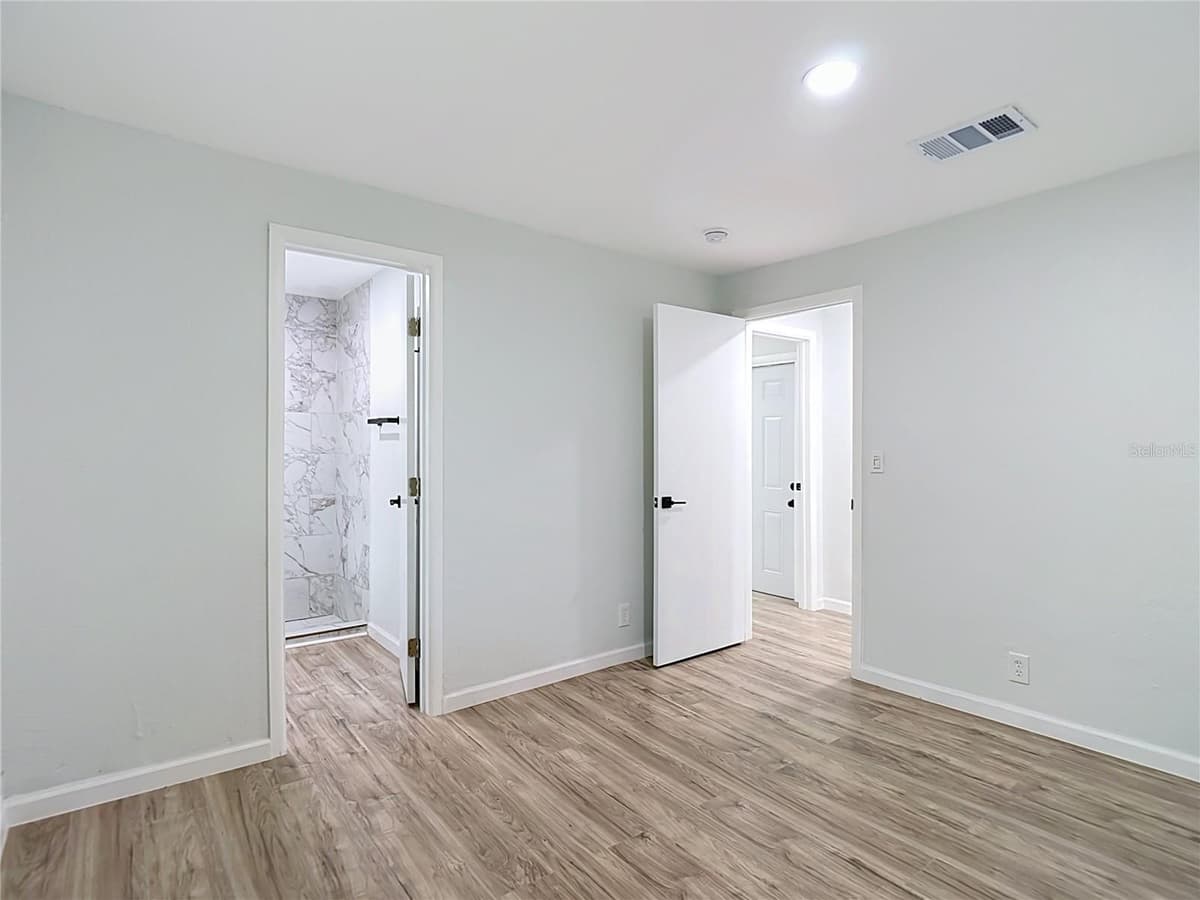 10009 FLORENCE AVENUE — photo 23 of 46