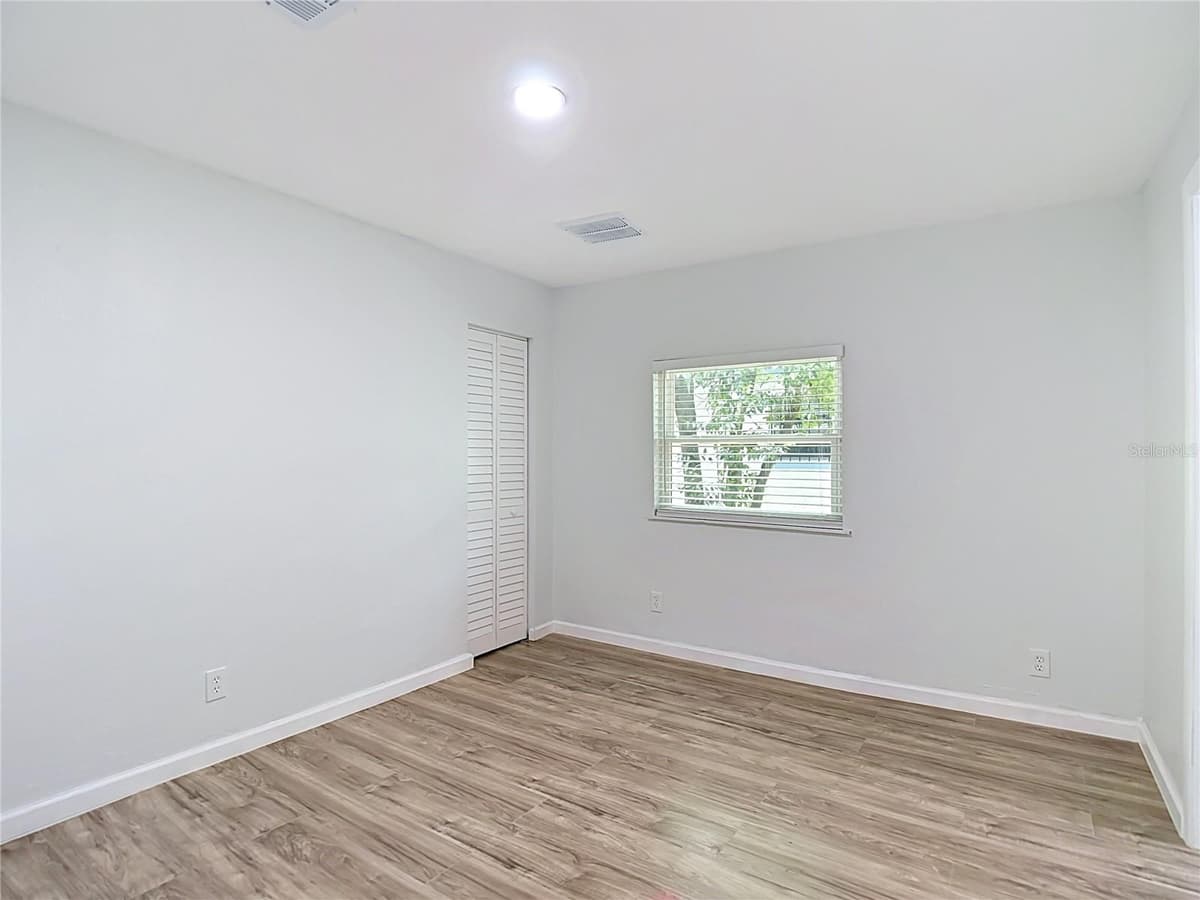 10009 FLORENCE AVENUE — photo 21 of 46