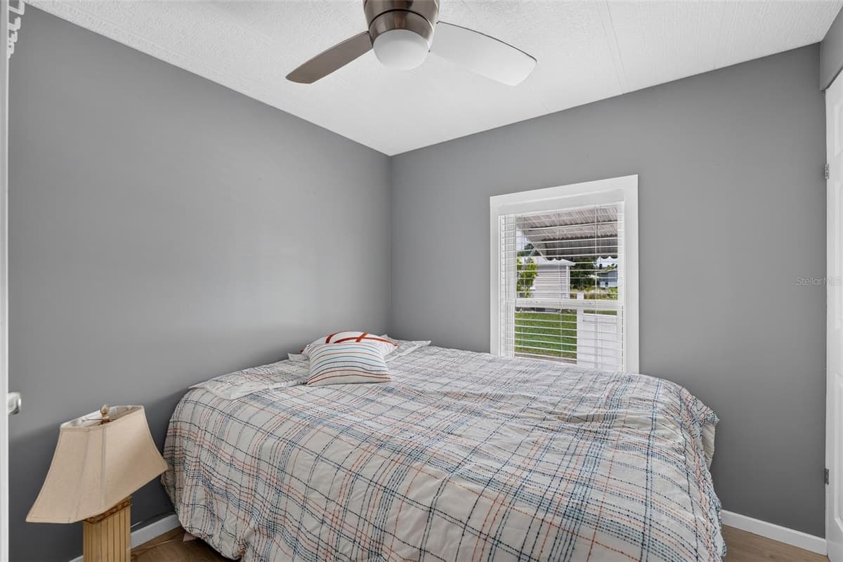 7424 WIDNESS LANE — photo 31 of 38