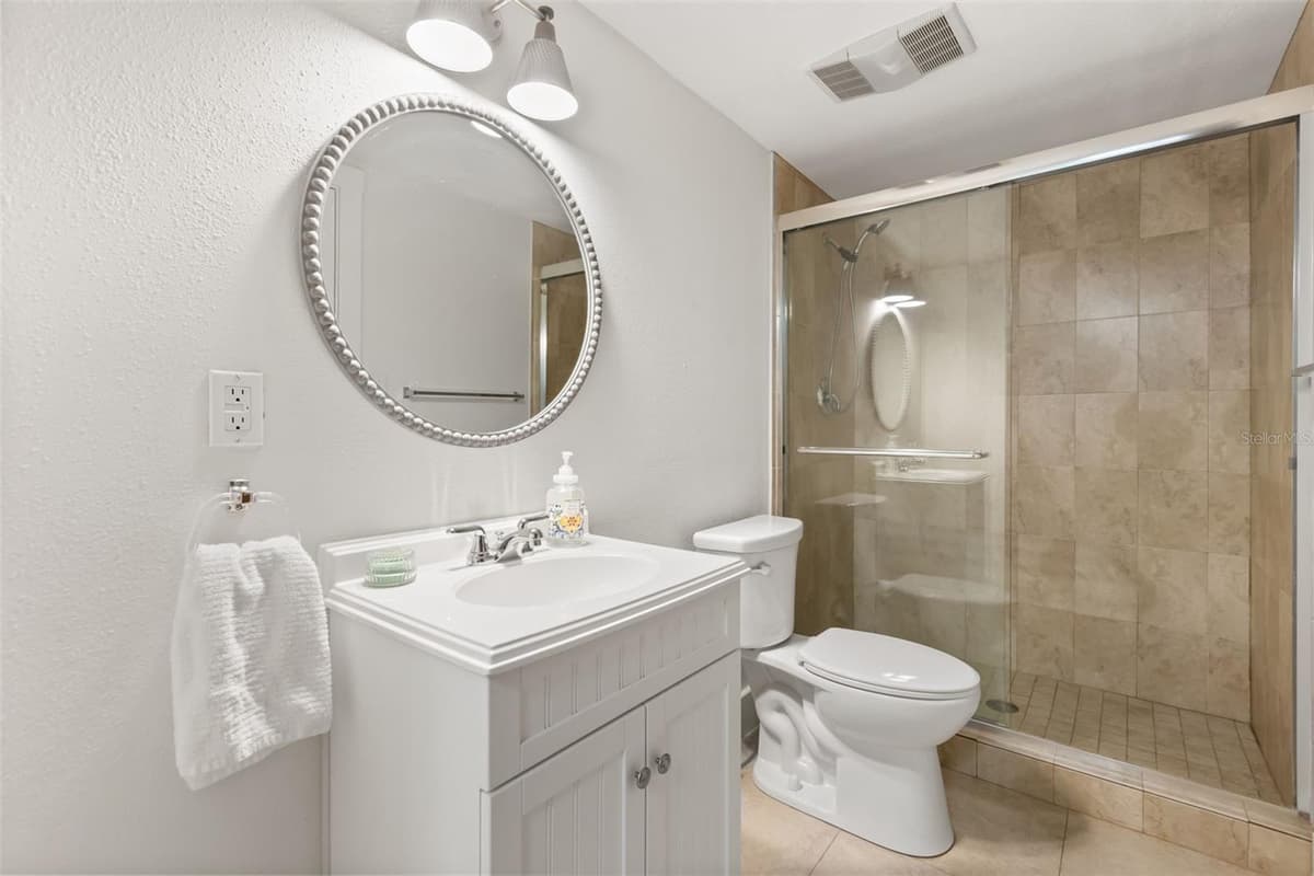 934 BOARDMAN STREET — photo 37 of 45