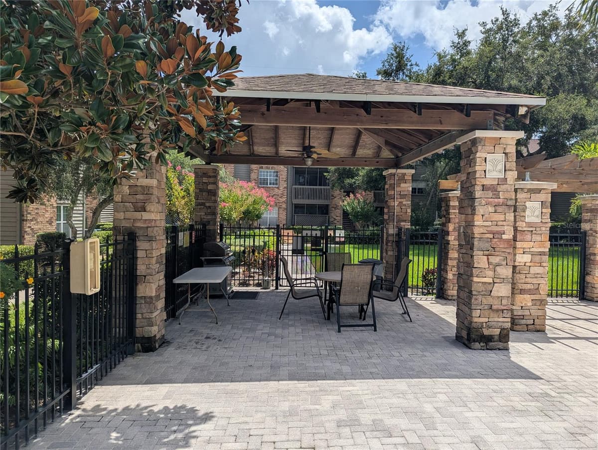 2500 WINDING CREEK BOULEVARD — photo 16 of 22
