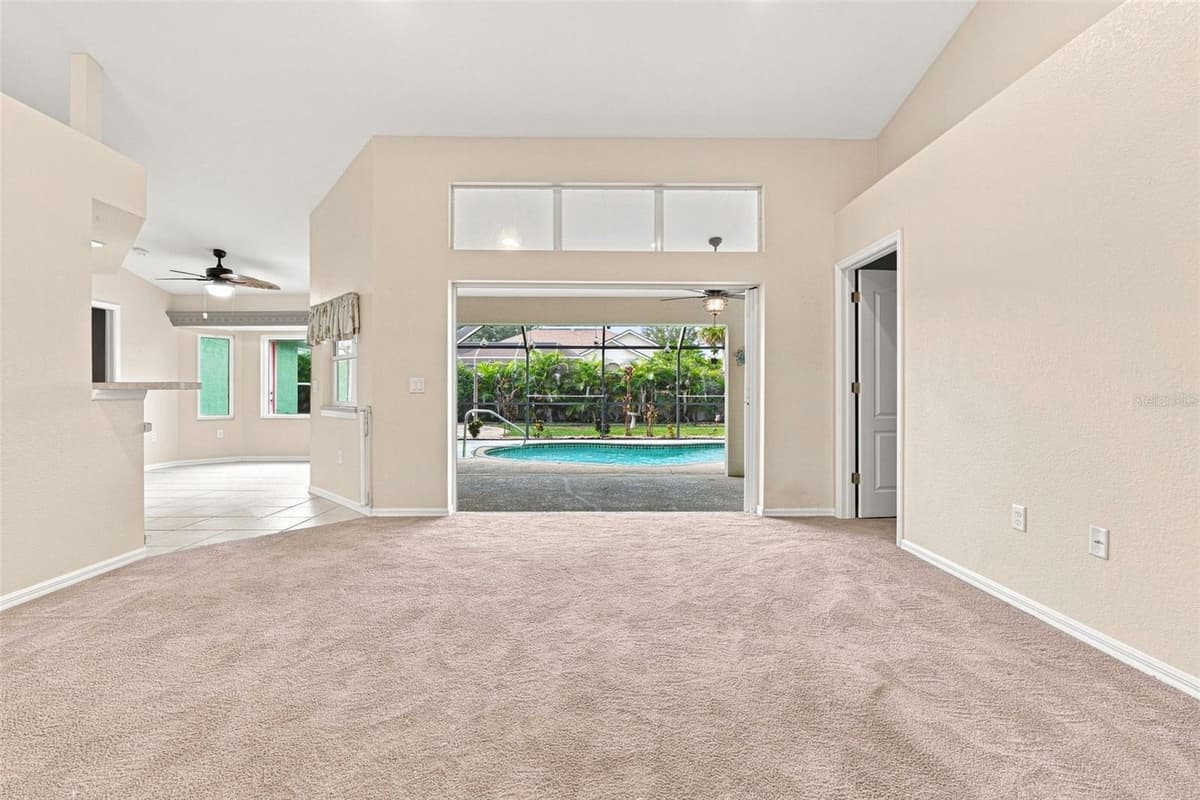 23172 CORVIN AVENUE — photo 13 of 54
