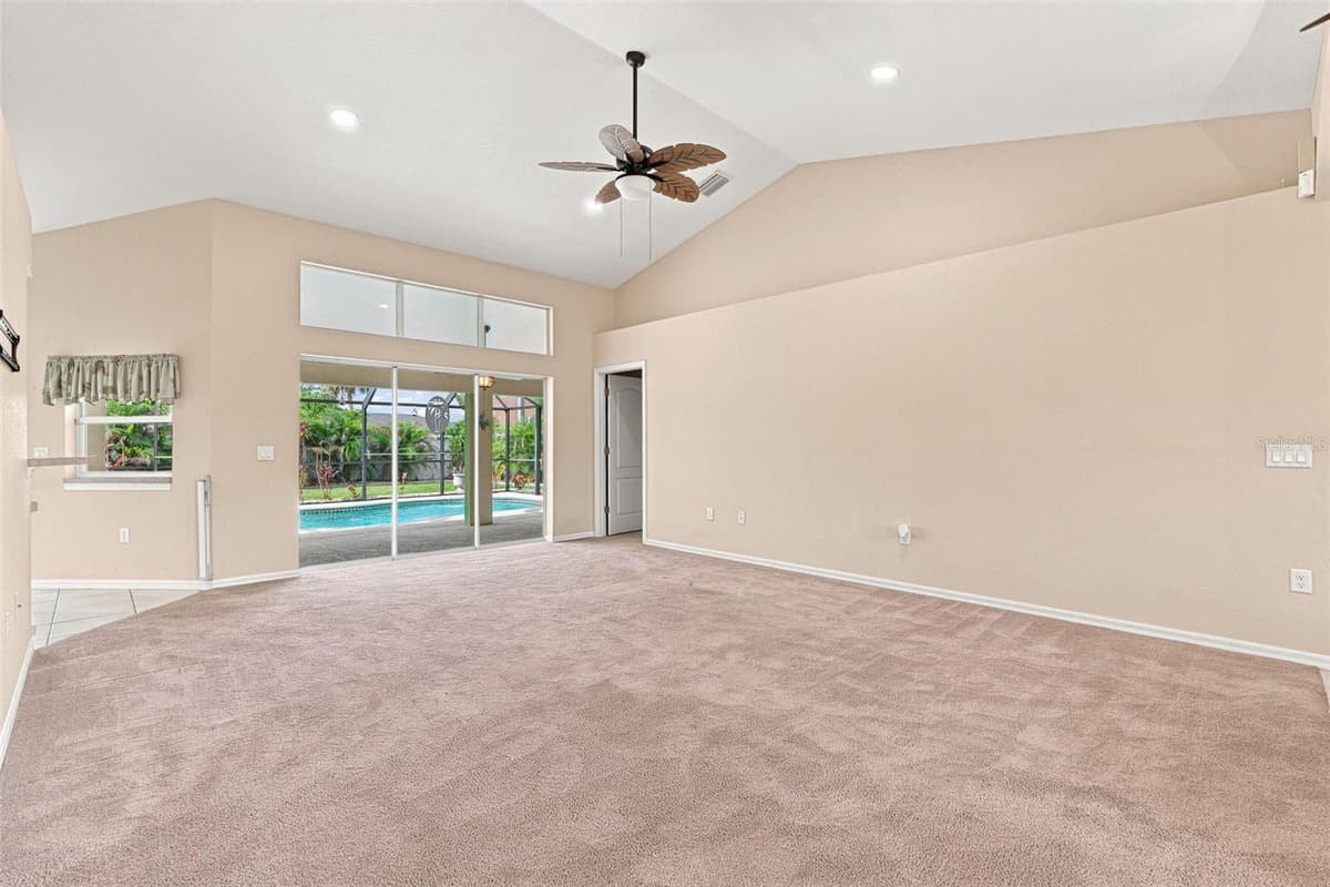 23172 CORVIN AVENUE — photo 10 of 54