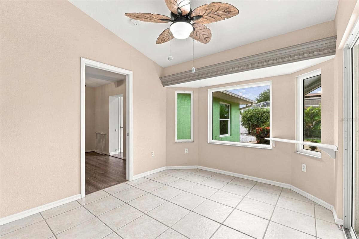 23172 CORVIN AVENUE — photo 14 of 54