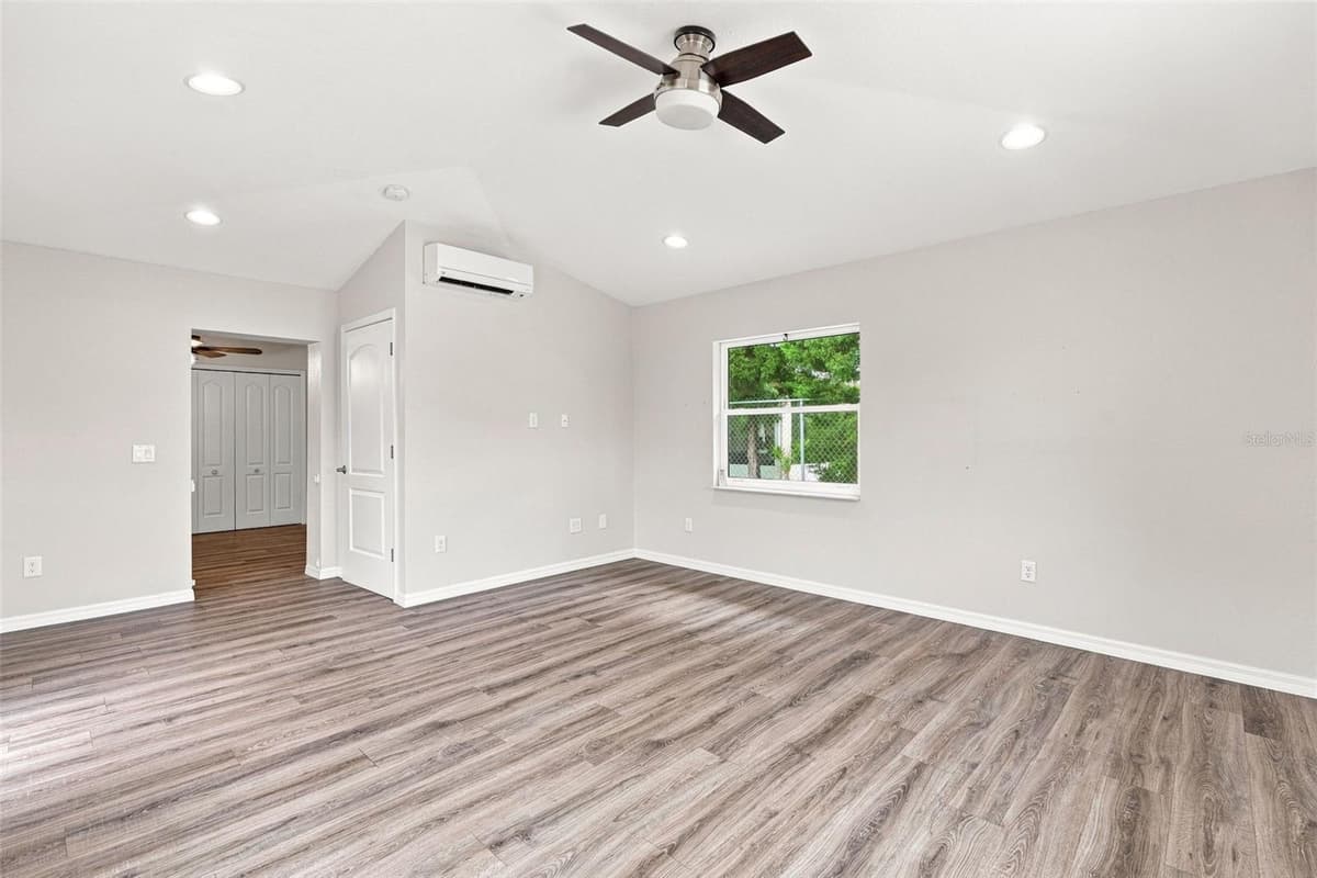 23172 CORVIN AVENUE — photo 26 of 54