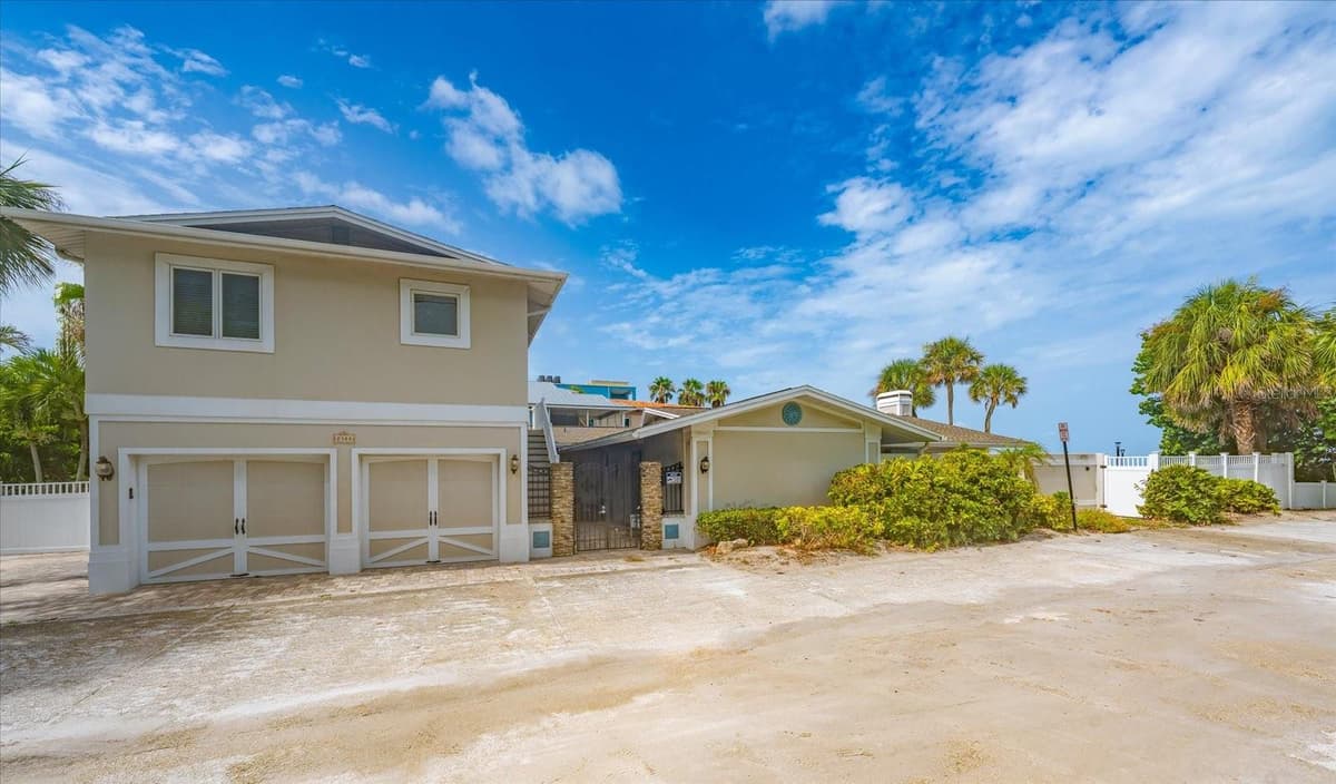 2308 BEACH TRAIL — photo 3 of 70