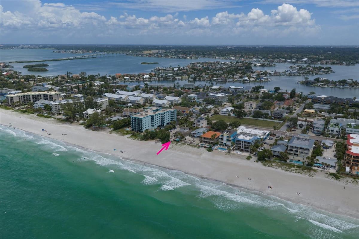 2308 BEACH TRAIL — photo 4 of 70