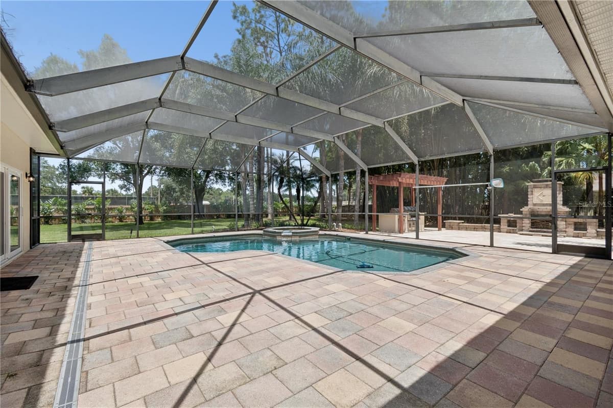 18811 VICTOR MANUEL DRIVE — photo 53 of 95