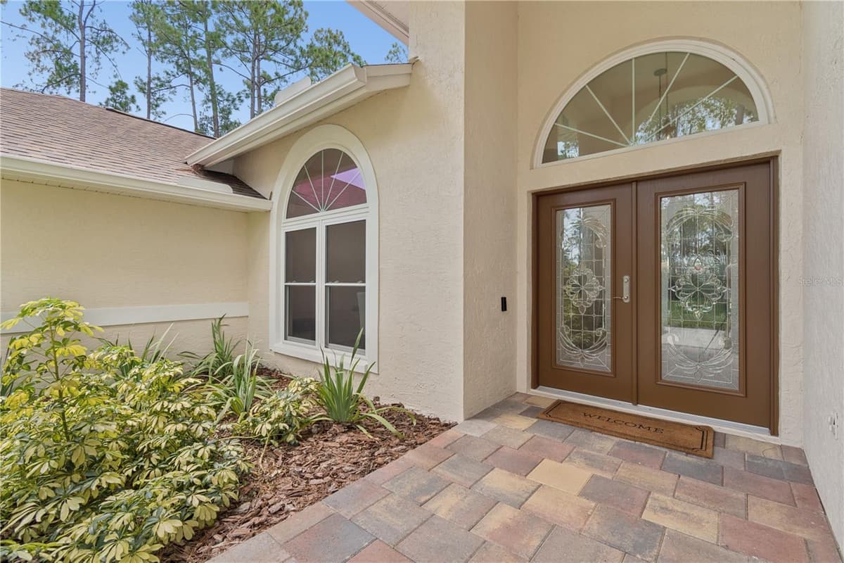 18811 VICTOR MANUEL DRIVE — photo 12 of 95