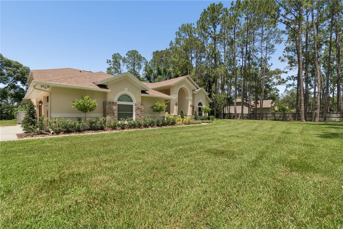 18811 VICTOR MANUEL DRIVE — photo 9 of 95