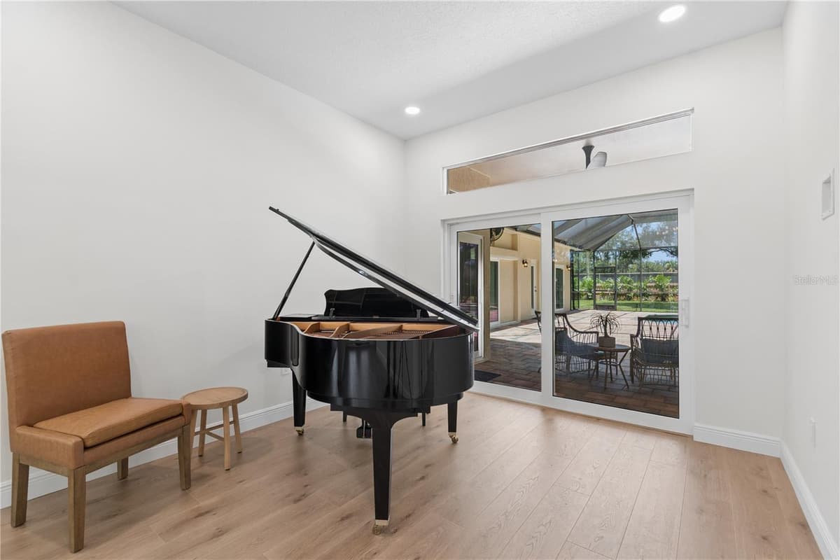 18811 VICTOR MANUEL DRIVE — photo 23 of 95