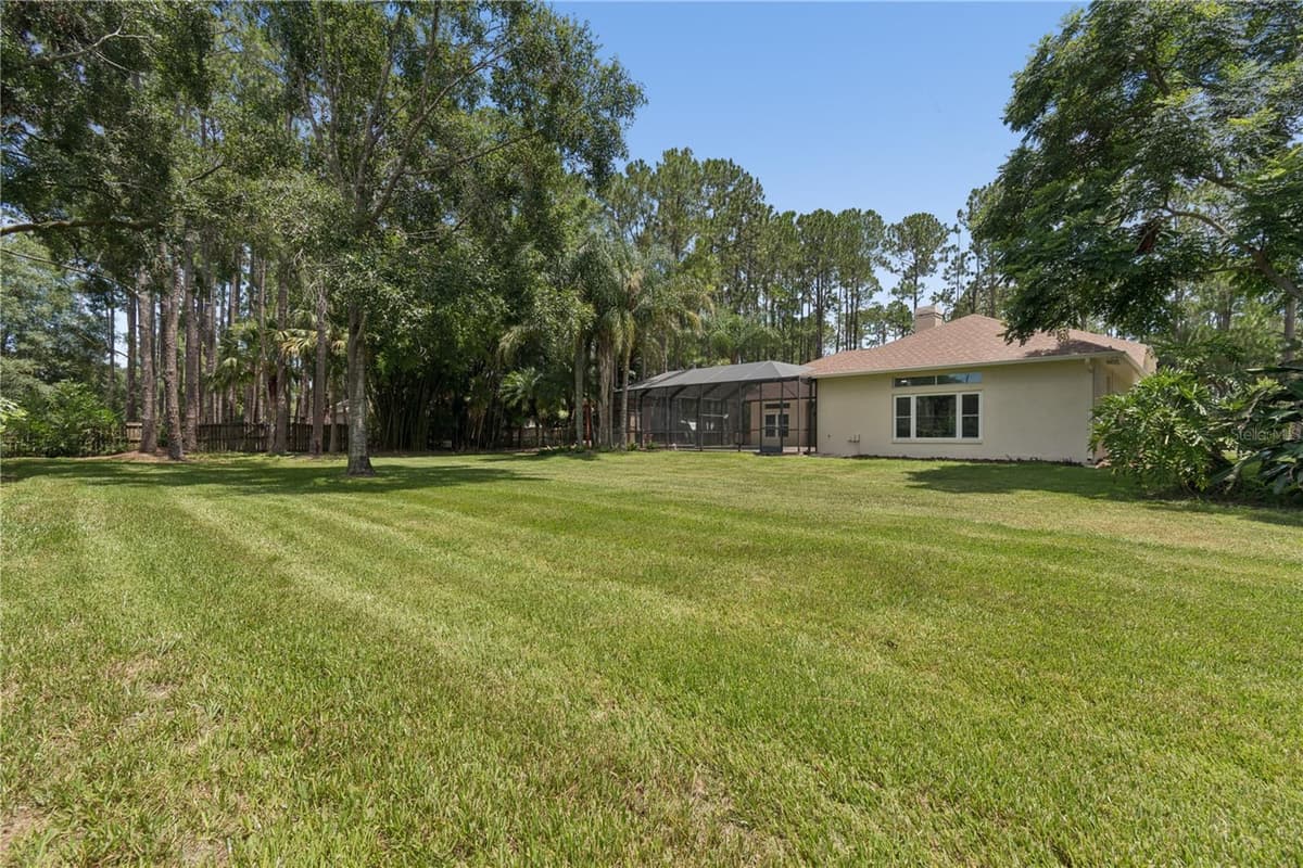 18811 VICTOR MANUEL DRIVE — photo 84 of 95