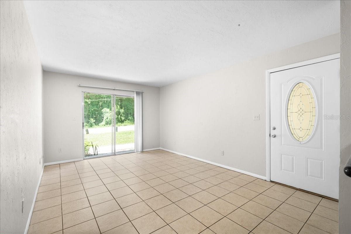 1015 9TH STREET — photo 14 of 20
