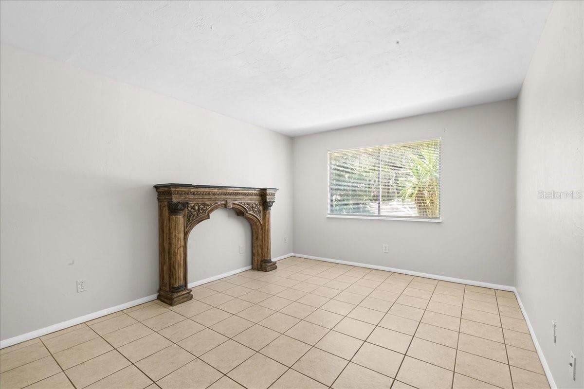 1015 9TH STREET — photo 15 of 20