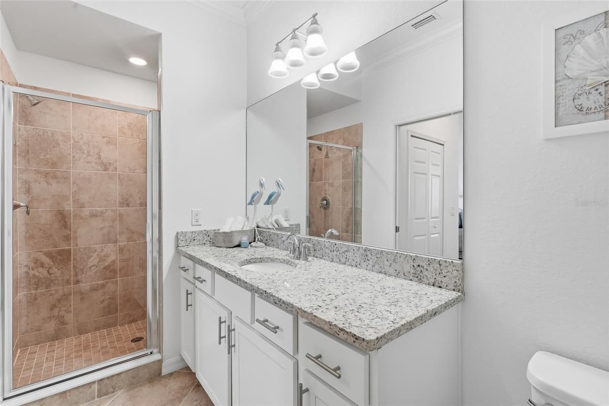 14081 HERITAGE LANDING BOULEVARD — photo 21 of 73