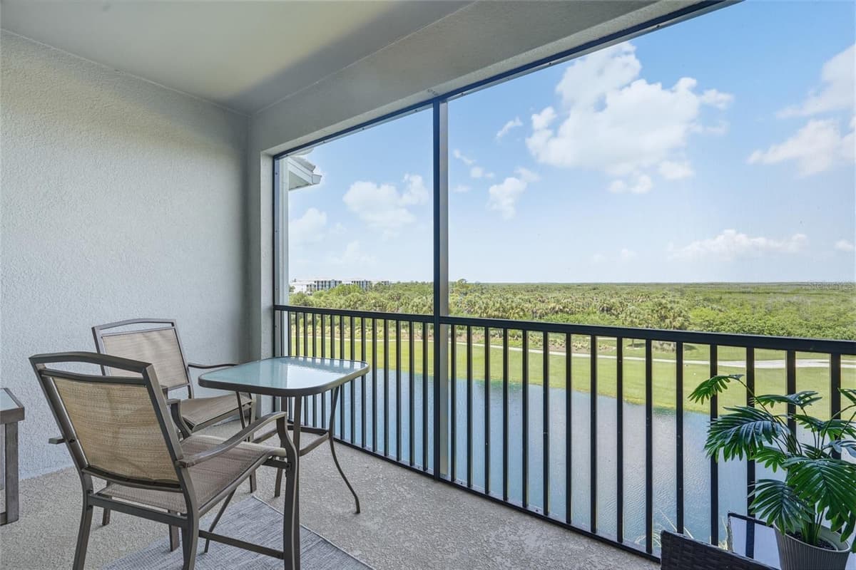 14081 HERITAGE LANDING BOULEVARD — photo 31 of 73