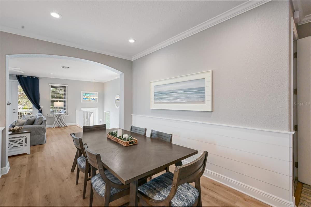 159 CRESCENT DRIVE — photo 23 of 68