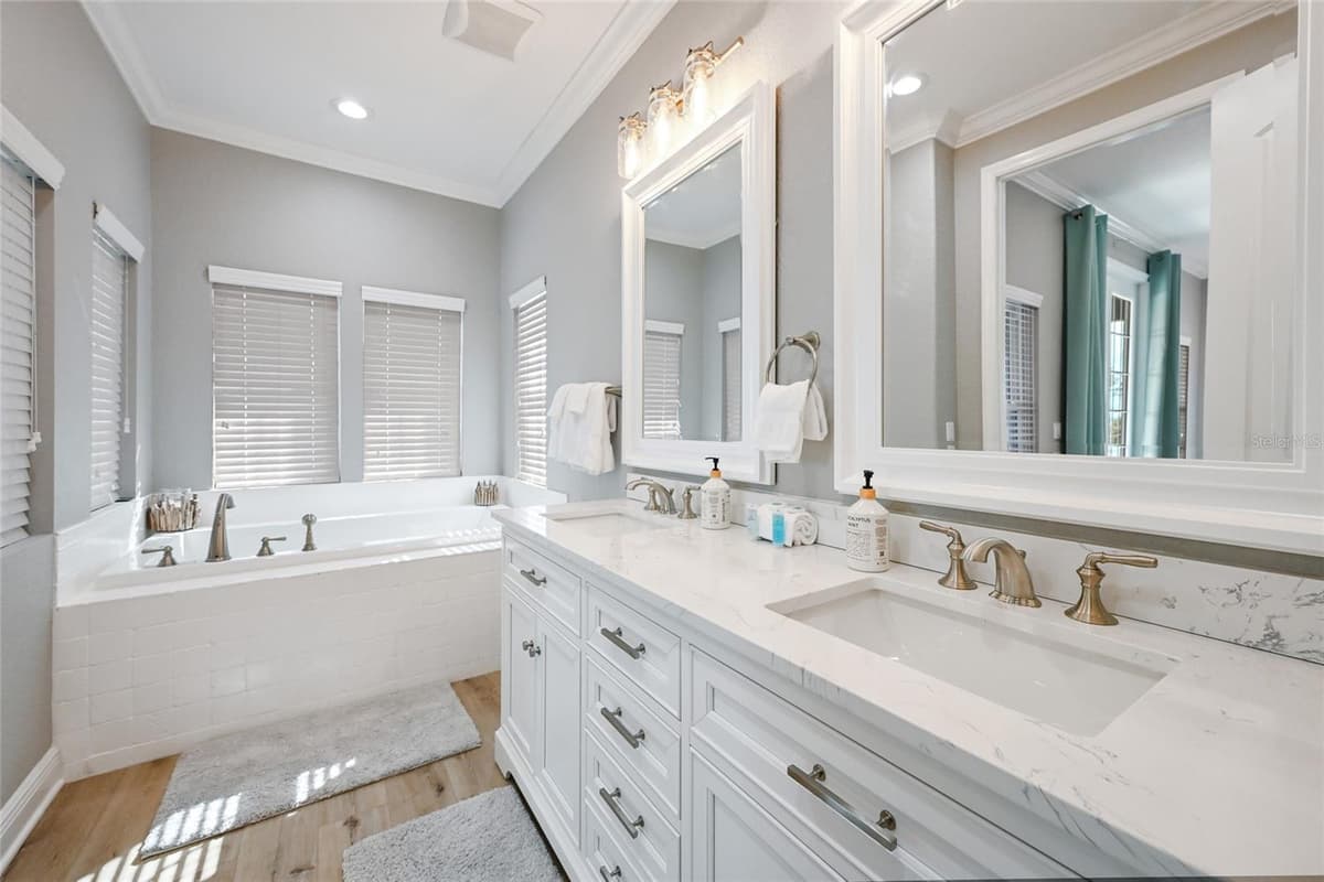 159 CRESCENT DRIVE — photo 39 of 68