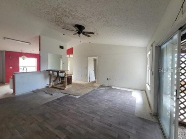 713 TOULON DRIVE — photo 4 of 12