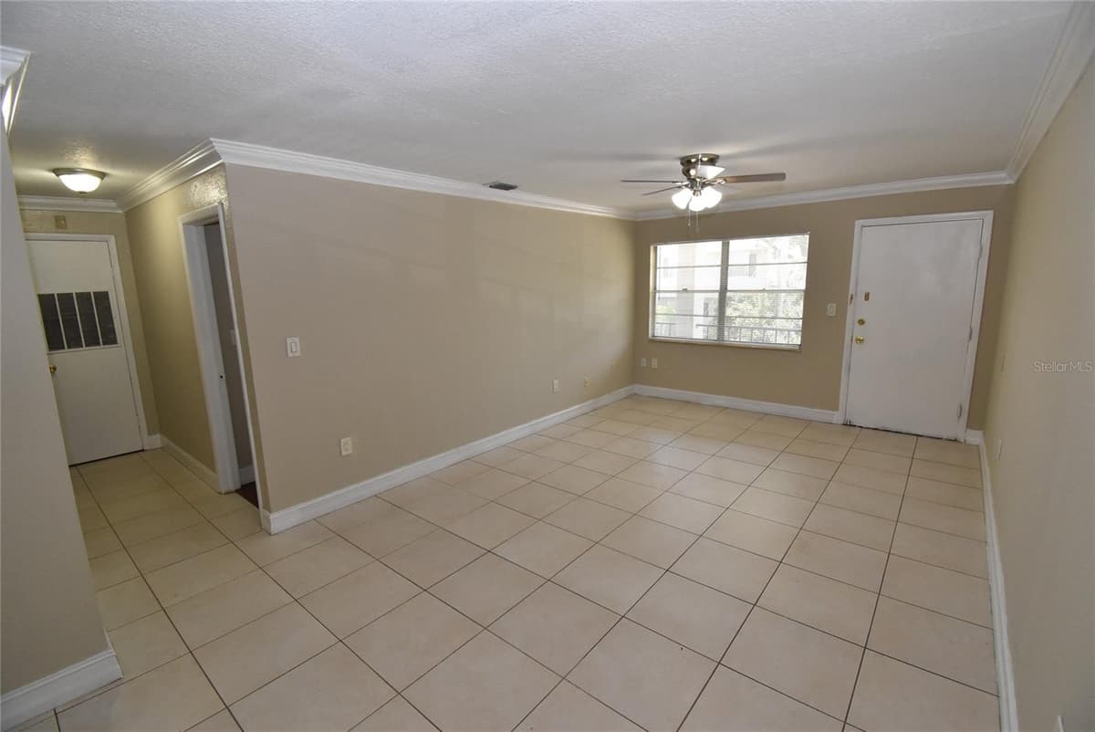 5221 BAYSHORE BOULEVARD — photo 10 of 24