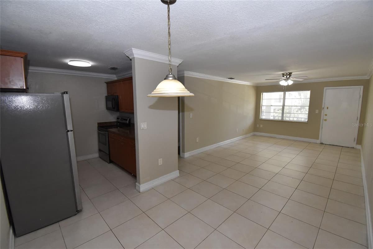 5221 BAYSHORE BOULEVARD — photo 9 of 24