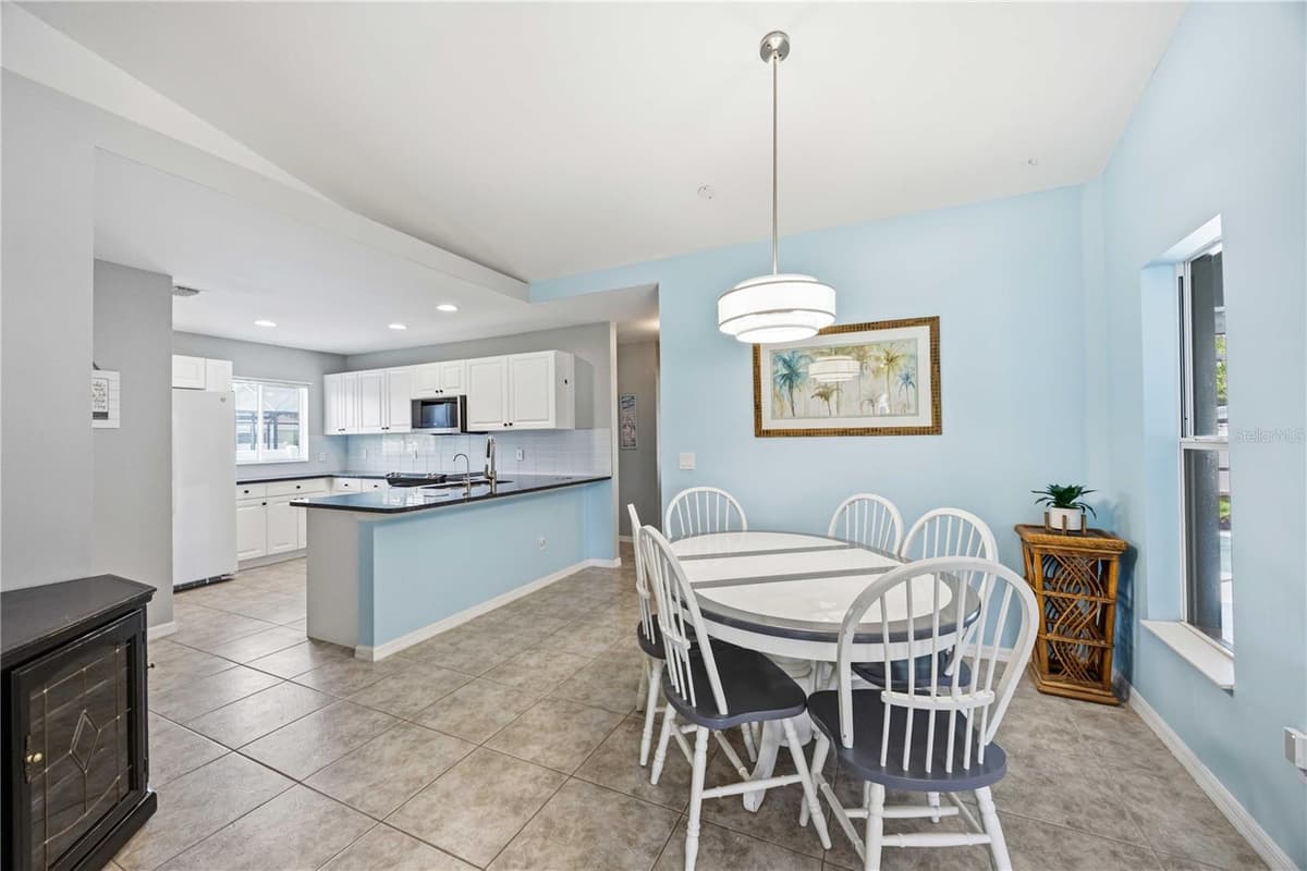 1738 LANSDALE AVENUE — photo 8 of 26