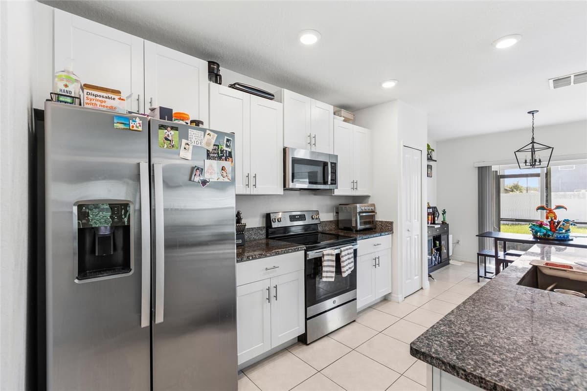 6402 BACK FORTY LOOP — photo 15 of 40