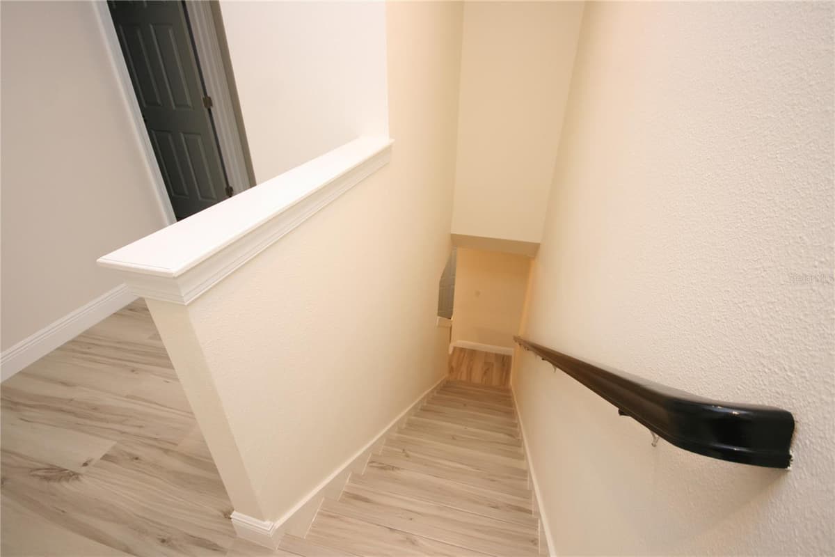 1504 MERLOT COURT — photo 19 of 48