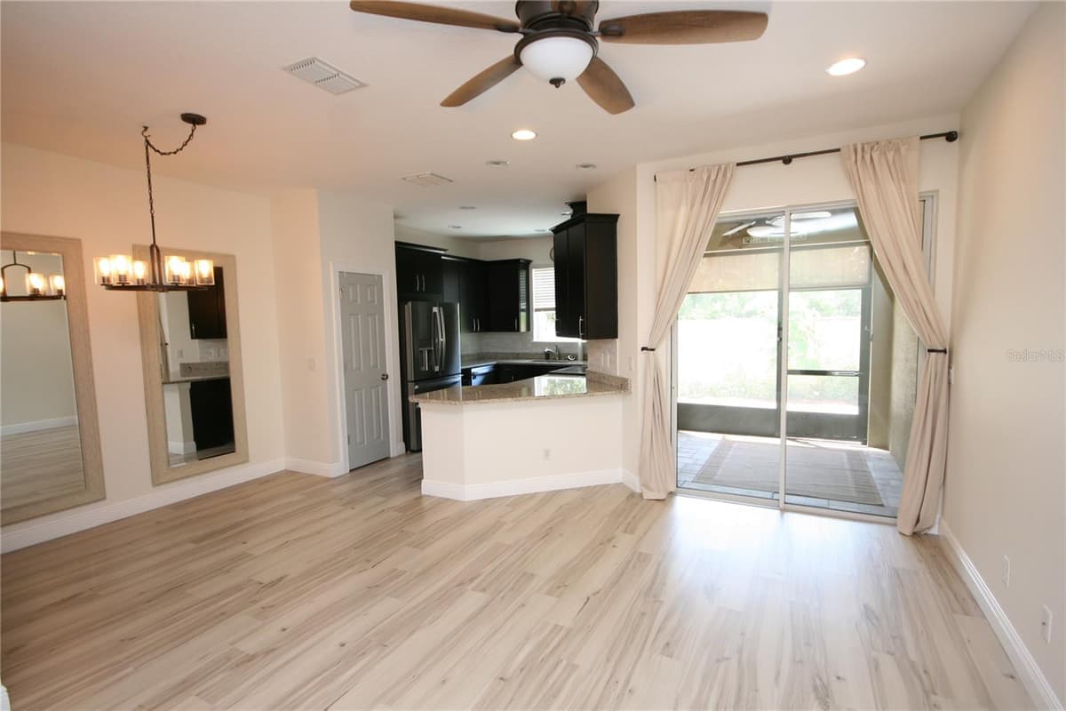 1504 MERLOT COURT — photo 10 of 48