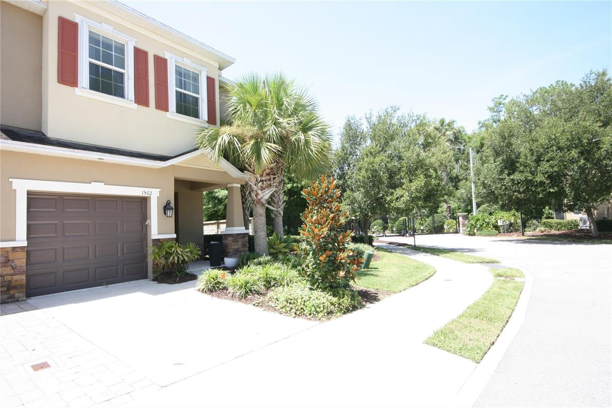 1504 MERLOT COURT — photo 43 of 48