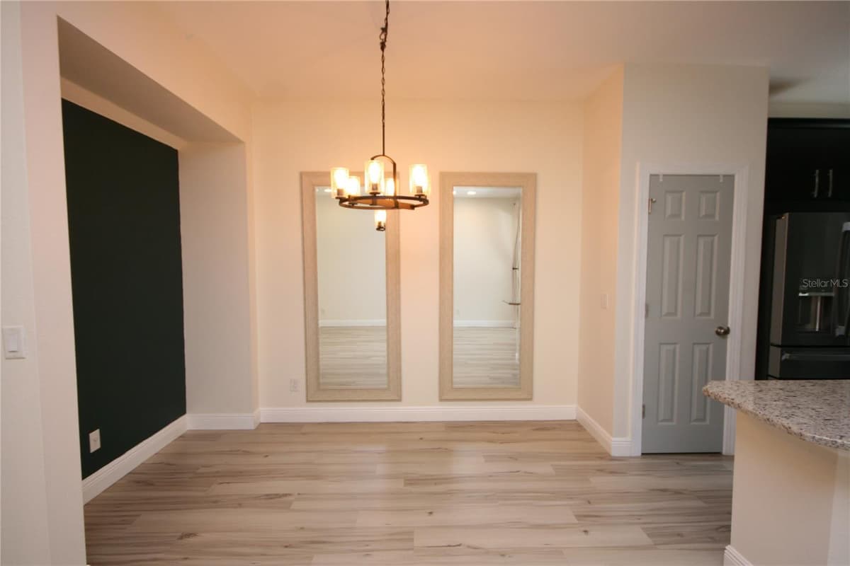 1504 MERLOT COURT — photo 11 of 48