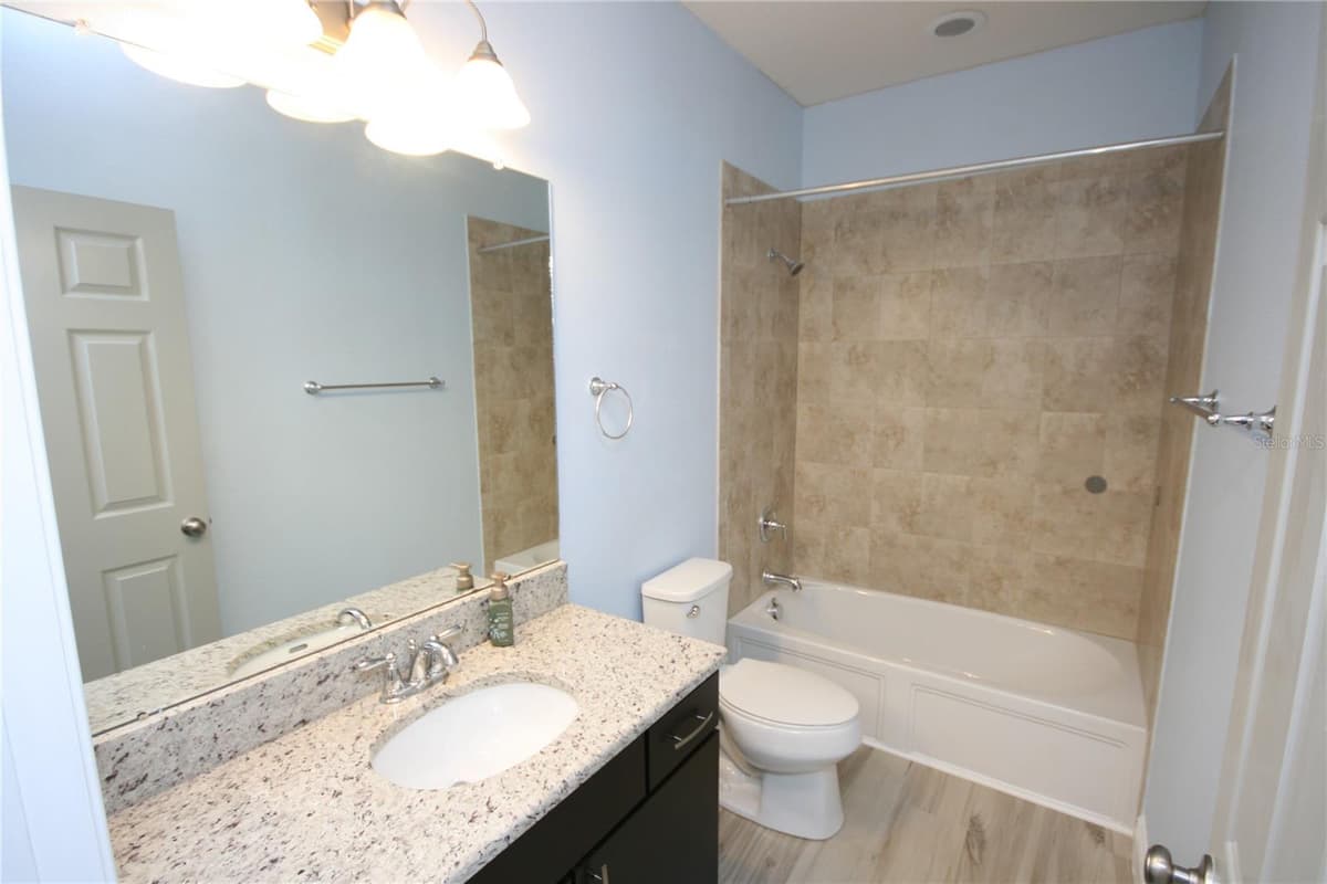 1504 MERLOT COURT — photo 29 of 48