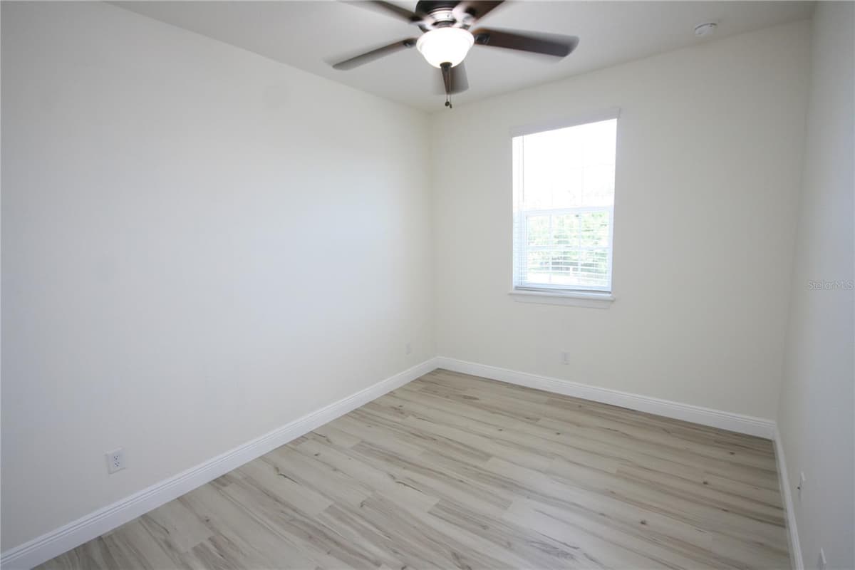 1504 MERLOT COURT — photo 27 of 48