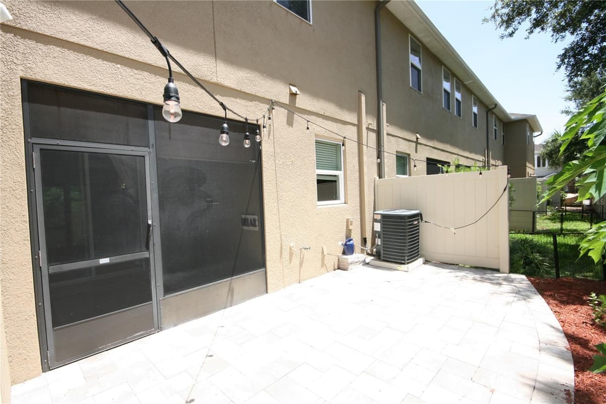 1504 MERLOT COURT — photo 34 of 48