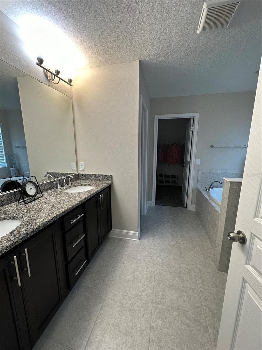 3313 WALNUT STREET — photo 9 of 23
