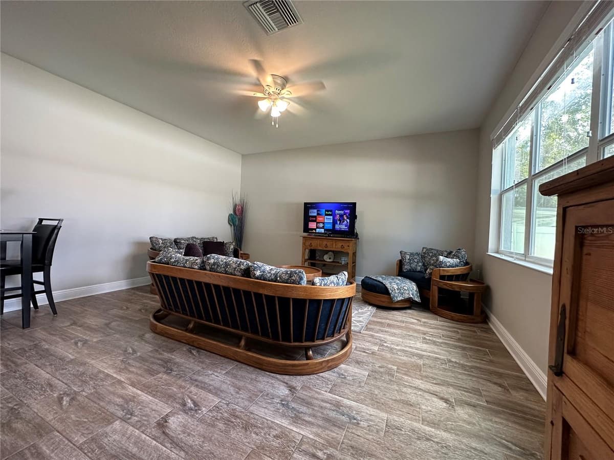 3313 WALNUT STREET — photo 3 of 23