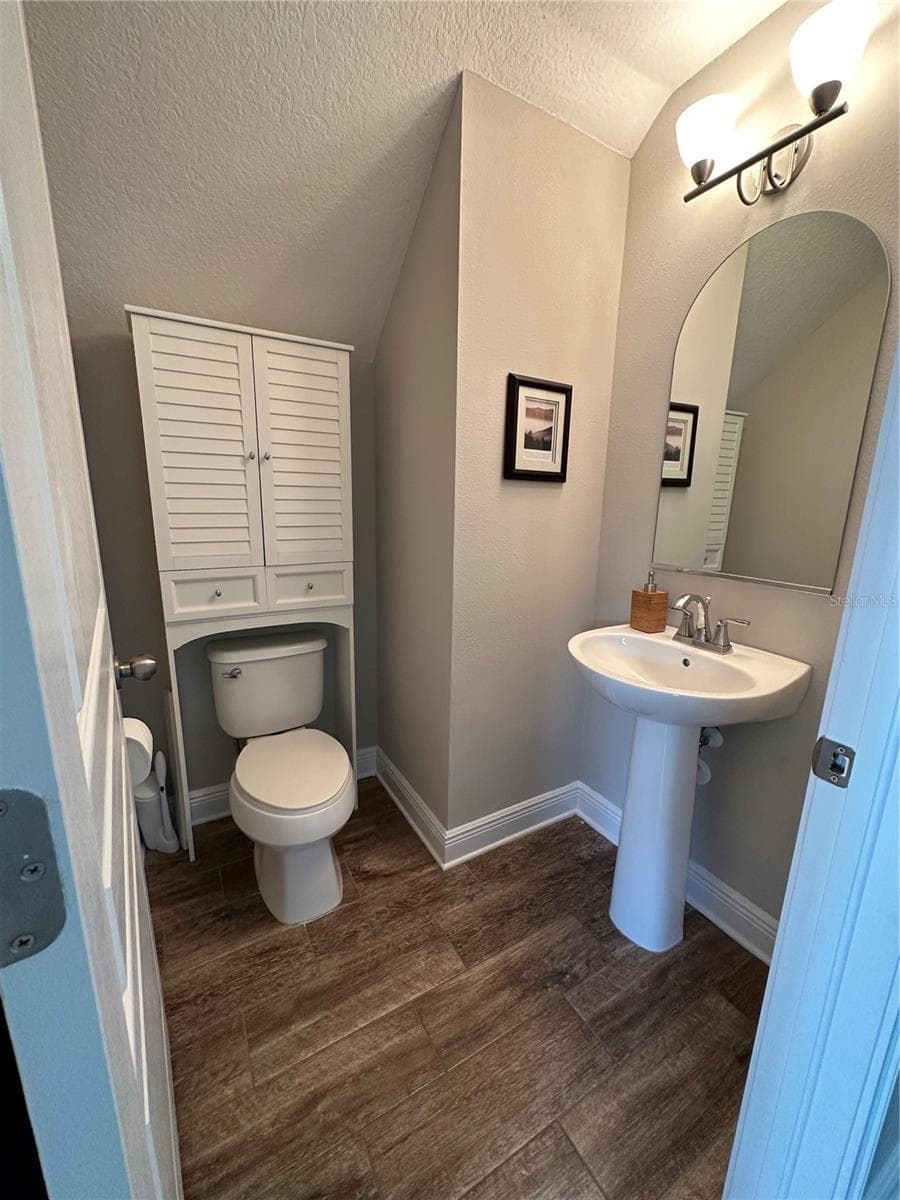 3313 WALNUT STREET — photo 5 of 23