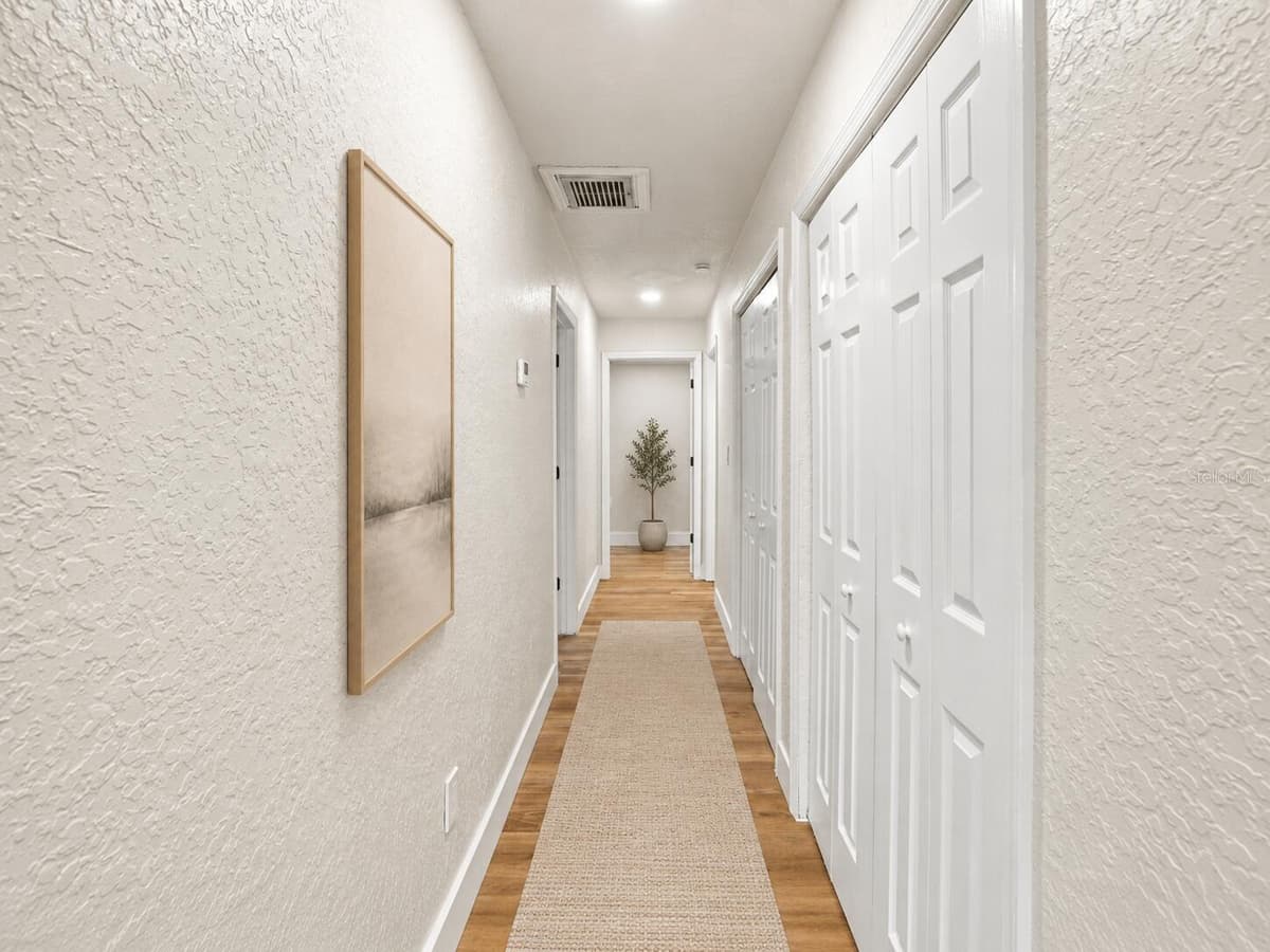 5511 CRAIG DRIVE — photo 10 of 17