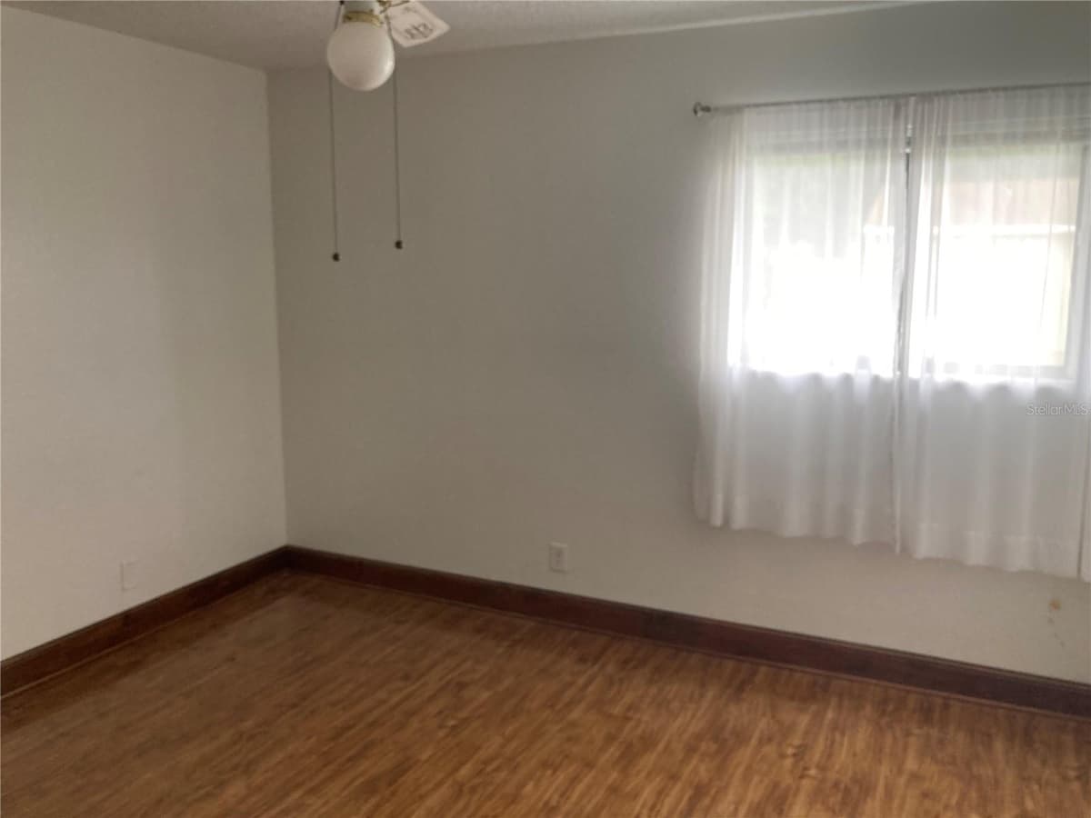 8014 PEACH DRIVE — photo 12 of 20