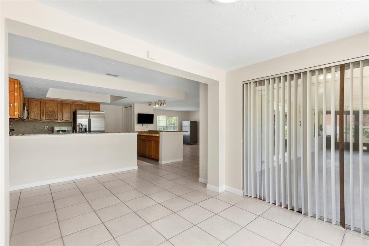 8904 FLORA STREET — photo 29 of 60