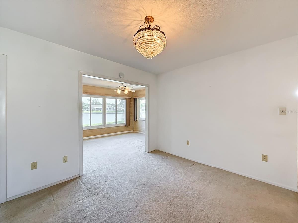 13225 COUNTRY CLUB DRIVE — photo 14 of 60