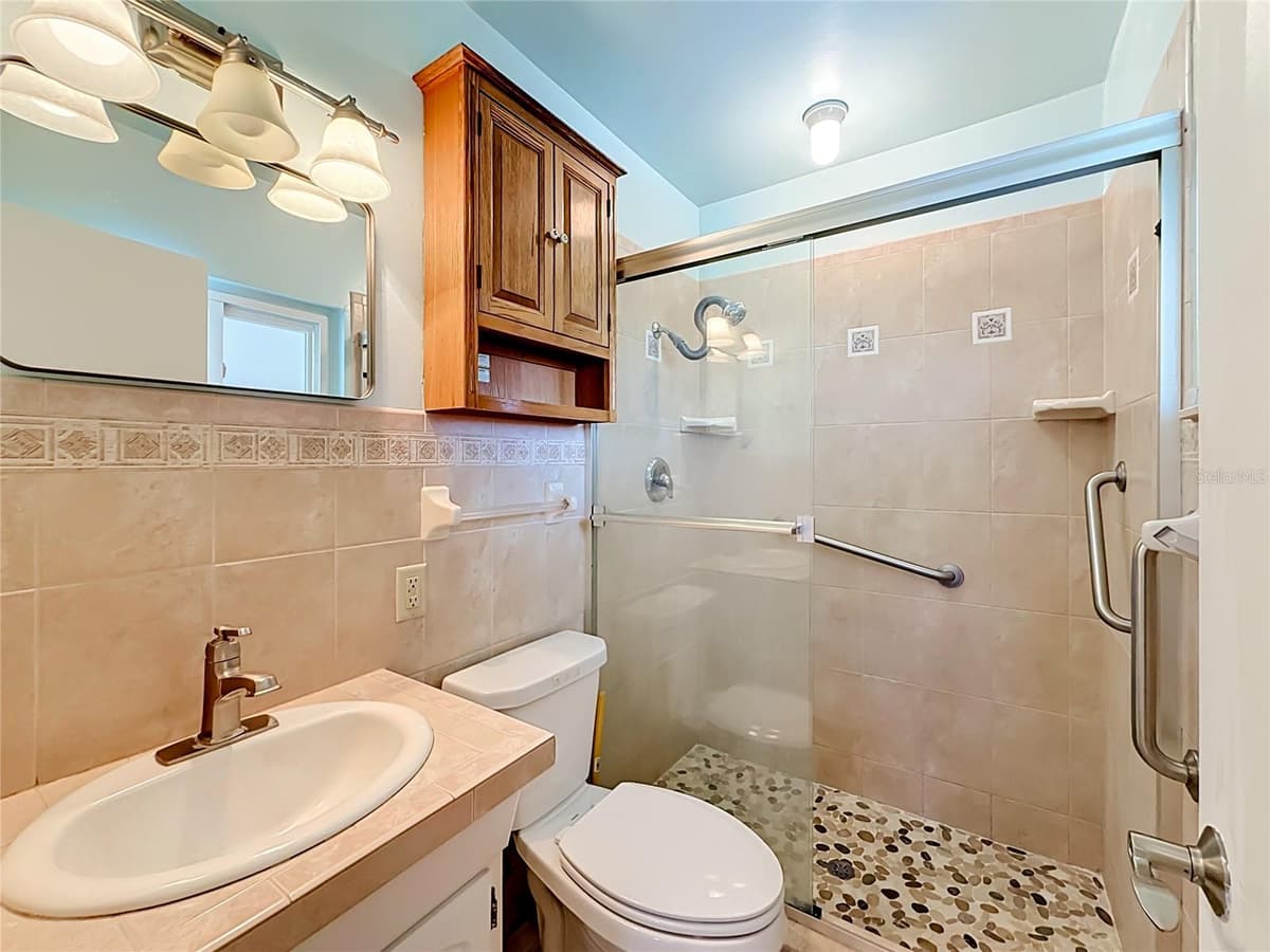 13225 COUNTRY CLUB DRIVE — photo 34 of 60