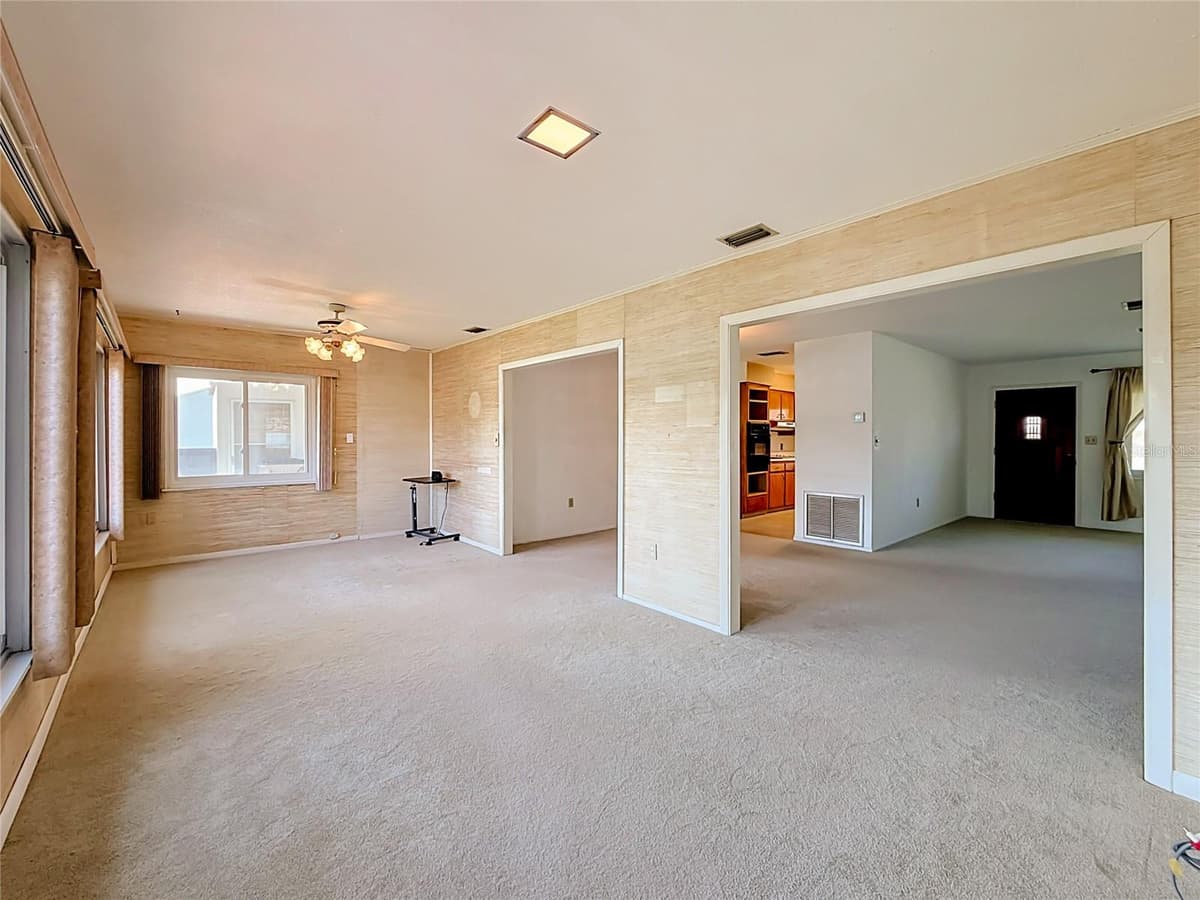 13225 COUNTRY CLUB DRIVE — photo 28 of 60
